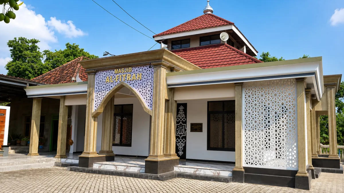Mushola Assyafi'i: Tempat Berkumpul yang Menyatu dengan Kehidupan Cilacap